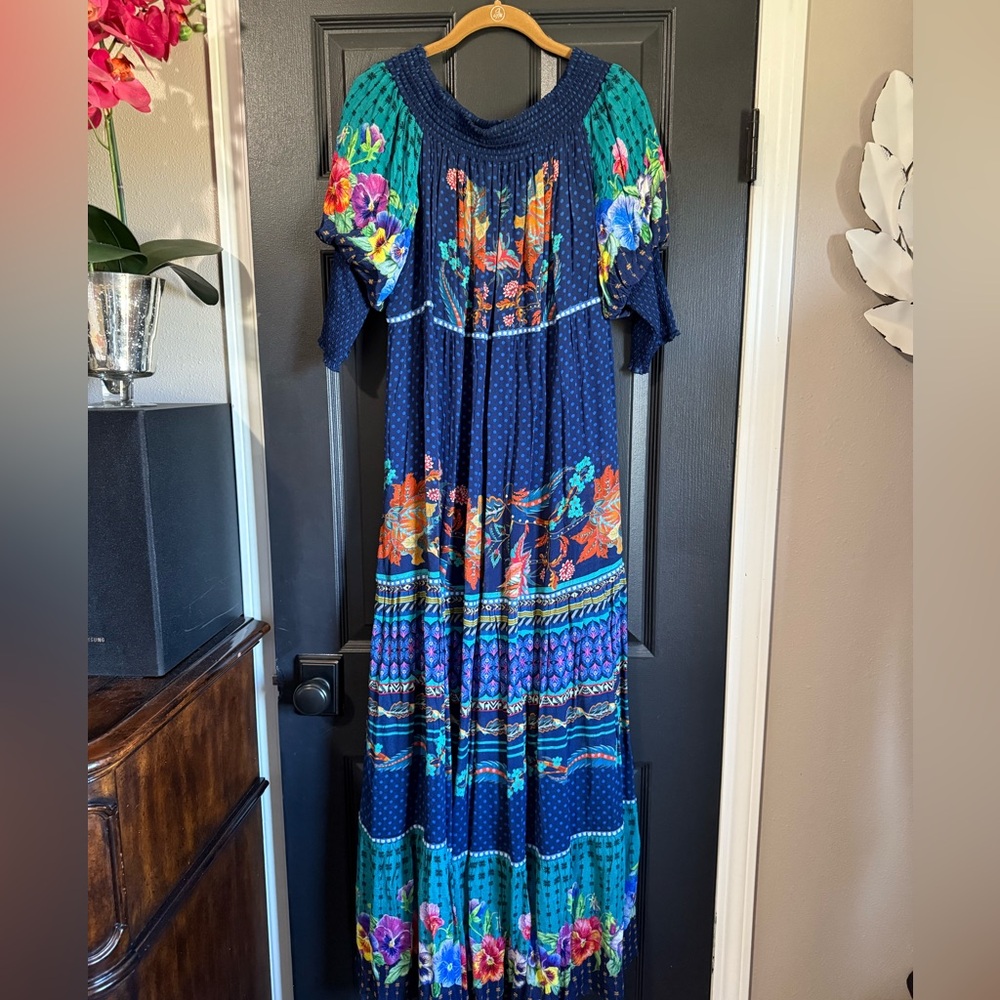 🩵💙Bl^nk Off the Shoulder Dress💙🩵